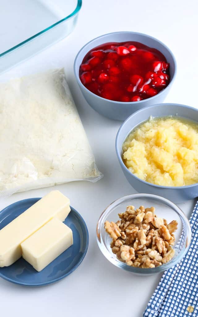 ingredients for cherry dump cake
