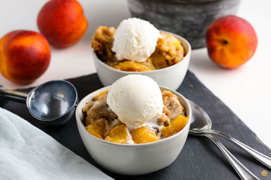 bowls of peach cobbler