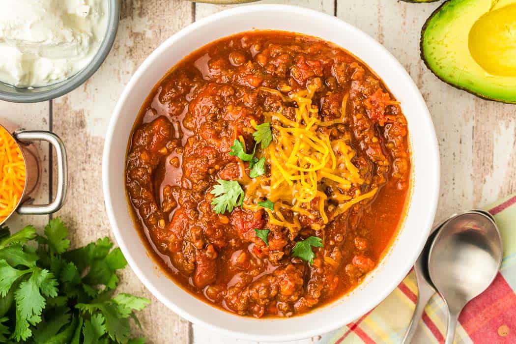 overhead picture of a bowl of chili