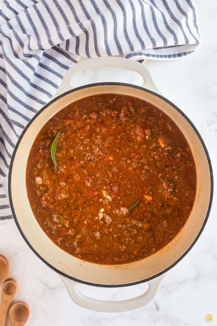 meat sauce in a pot