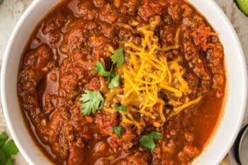 square picture of bowl of chili for recipe card