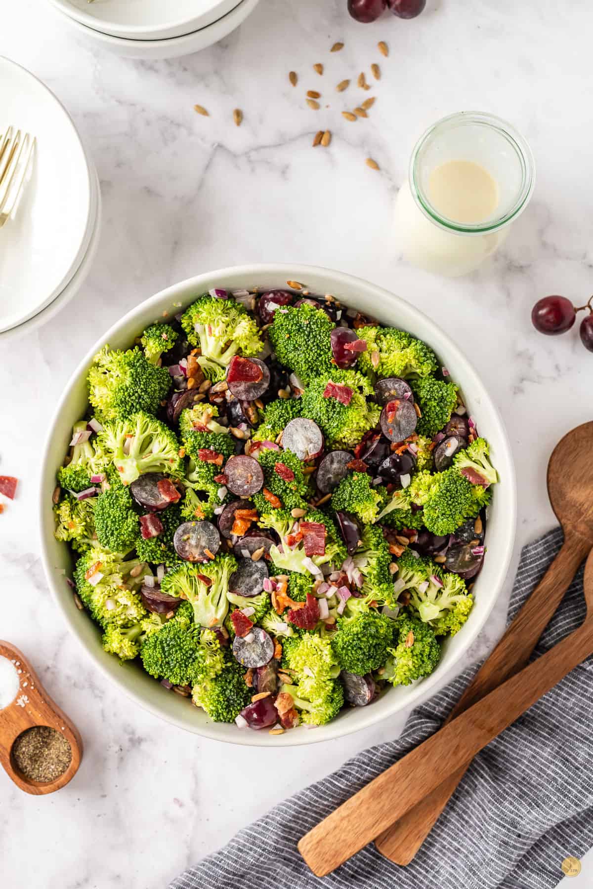 overhead pic of bowl of broccoli grape salad