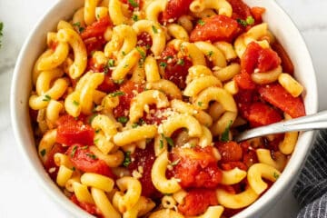 bowl of macaroni and tomatoes
