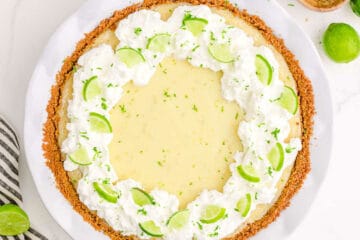 key lime pie with limes