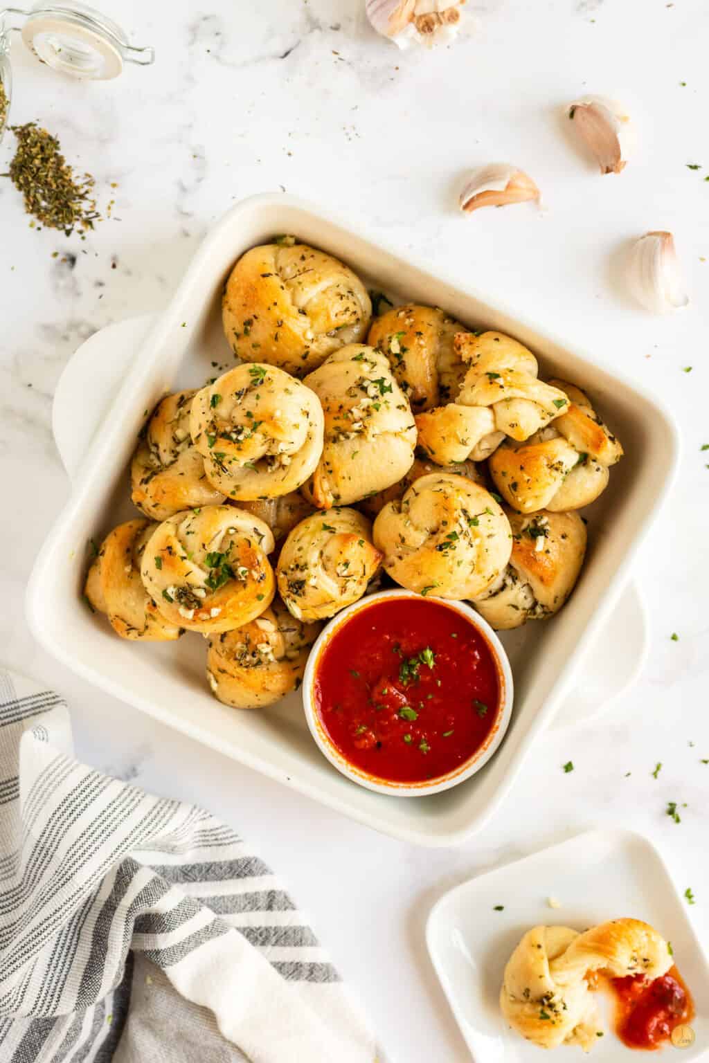Easy Garlic Knots from Pizza Dough Leftovers Then Breakfast