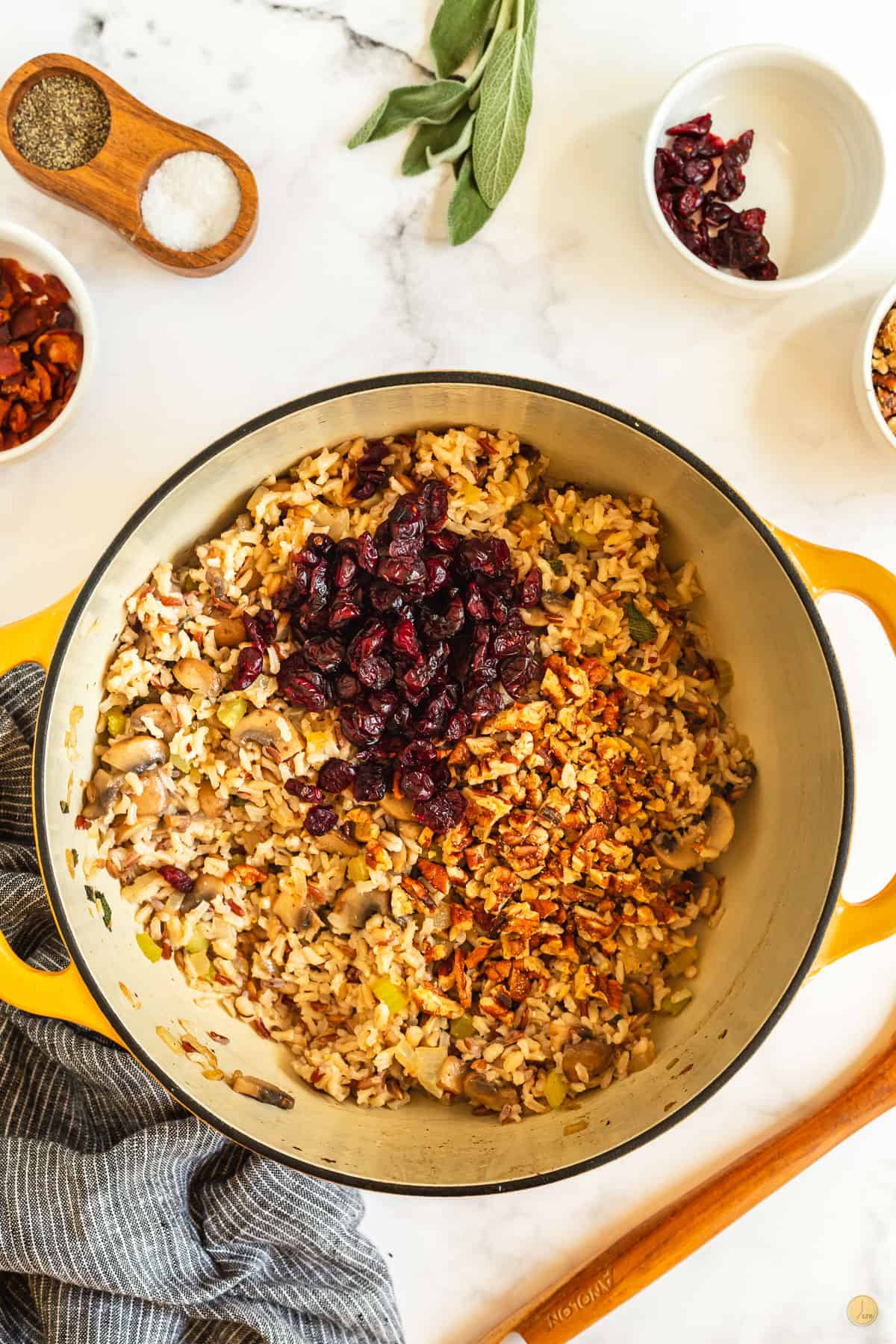 cranberries and pecans in a pot for a nuttier flavor
