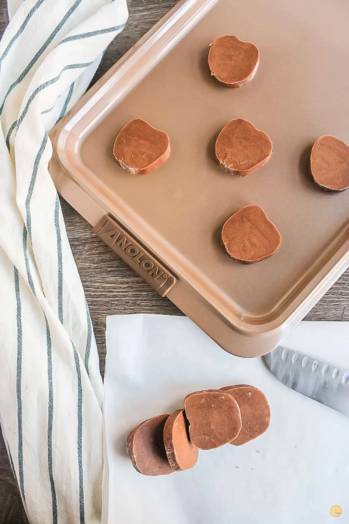 sliced cookies