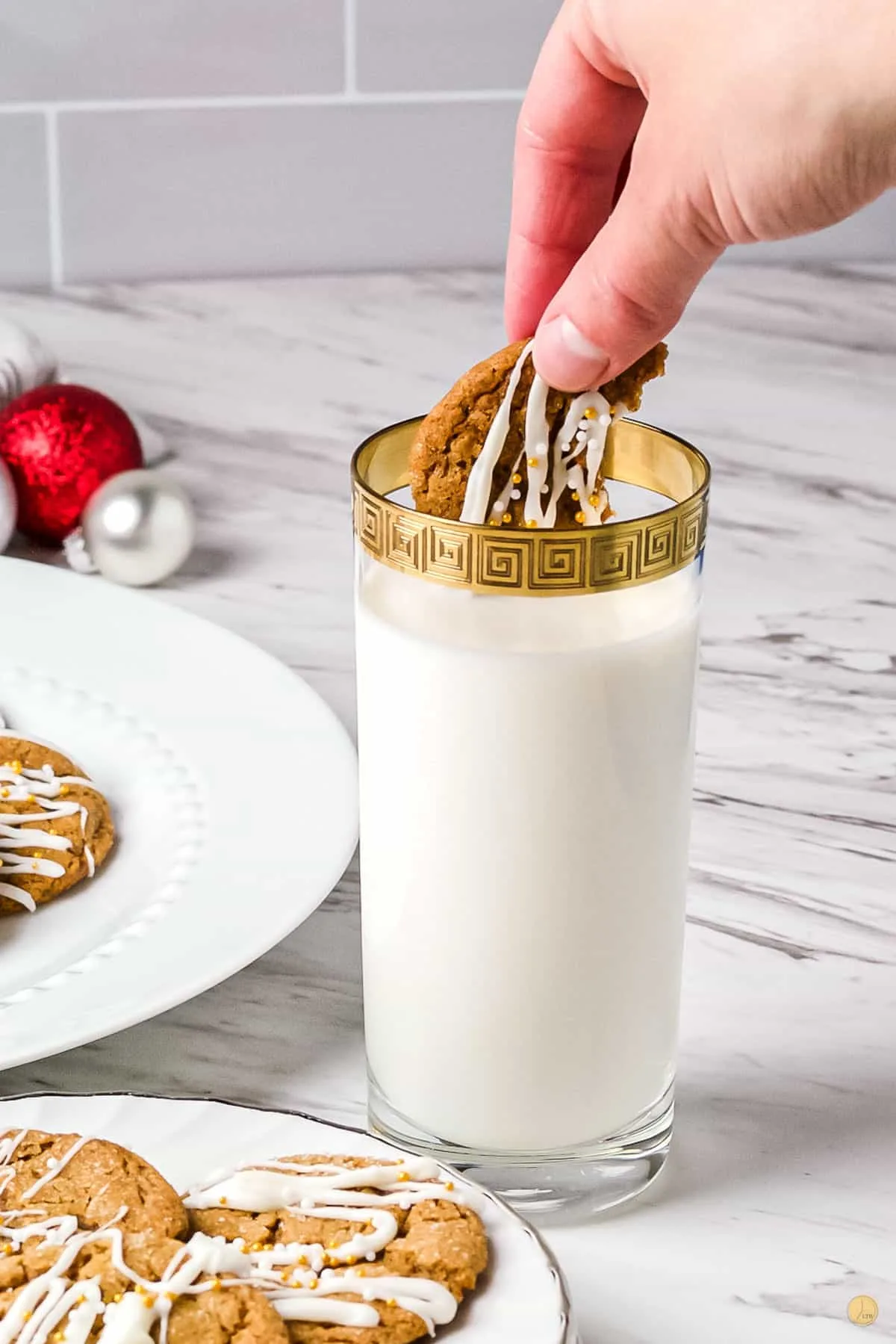 glass of milk and cookie