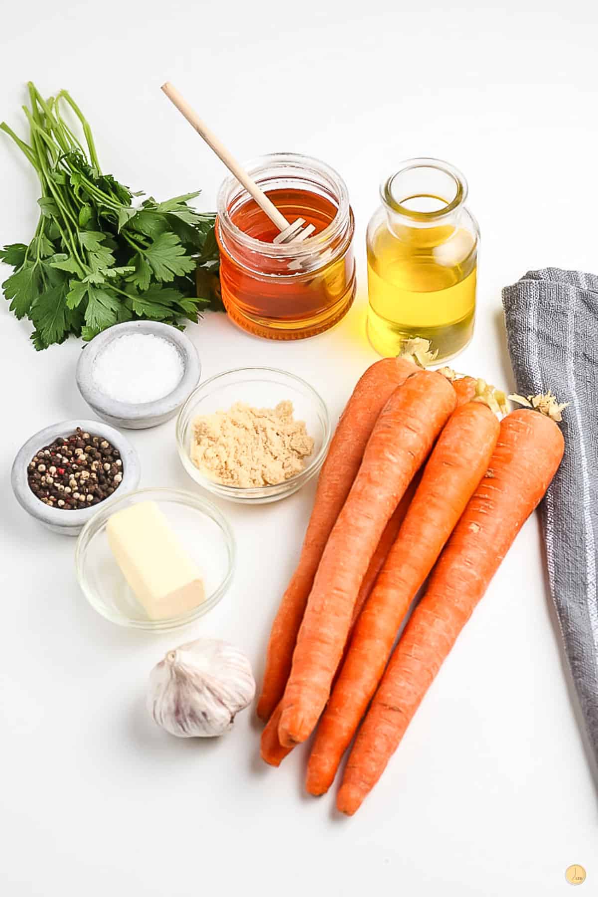 ingredients for glazed carrots