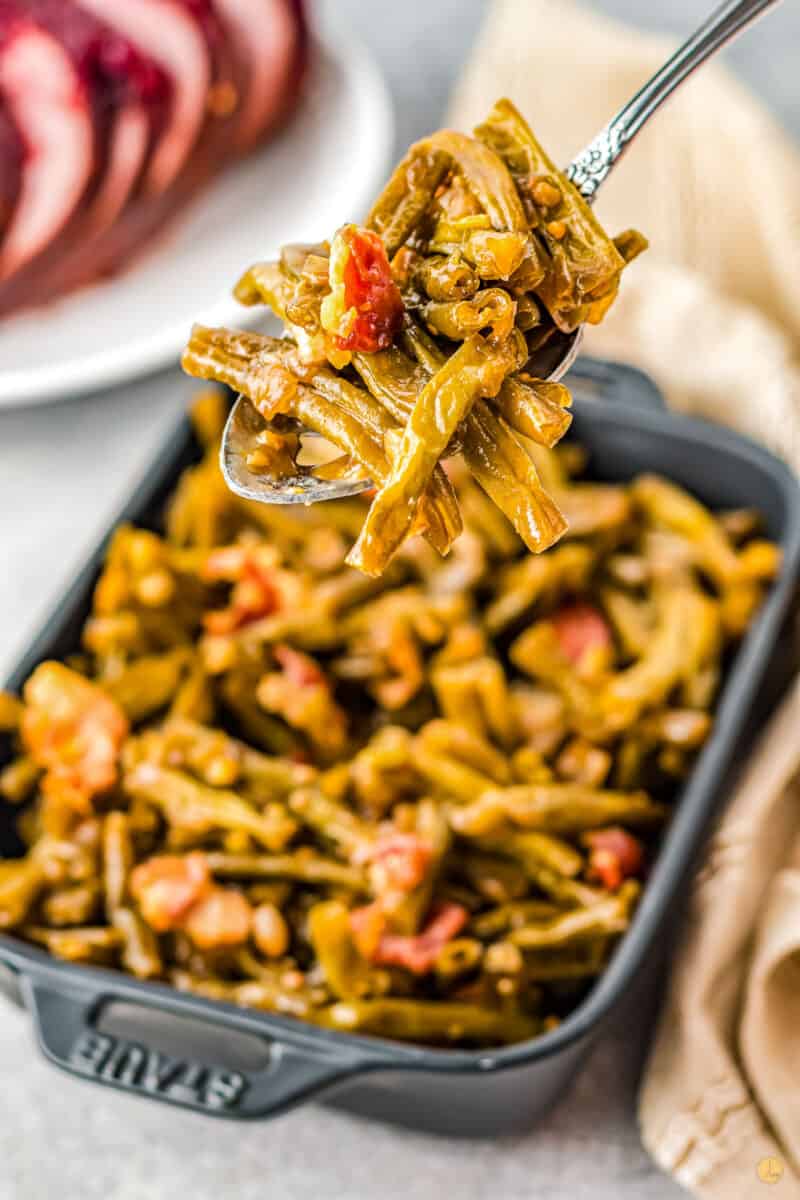 BEST Smothered Green Beans Recipe