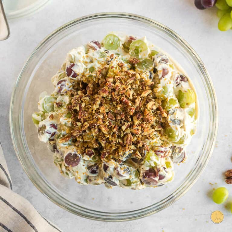 Easy Grape Salad with Pecans
