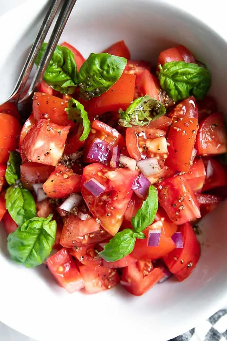 tomato salad to serve with perogies