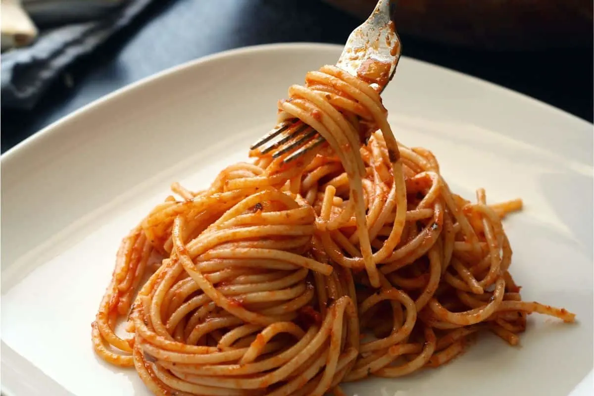 plate of spaghetti and fork