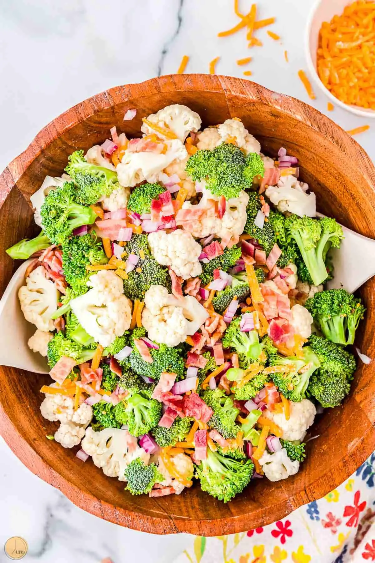 bowl of mixed cauliflower and broccoli