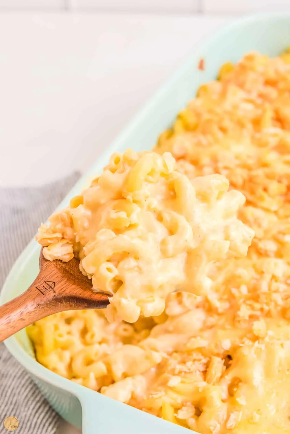 scoop of mac and cheese