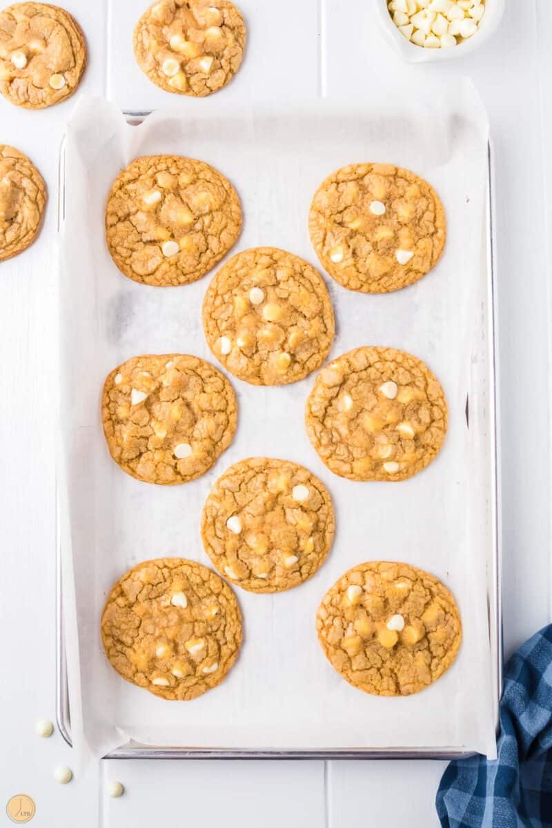 tray of baked cookies on parchment paper