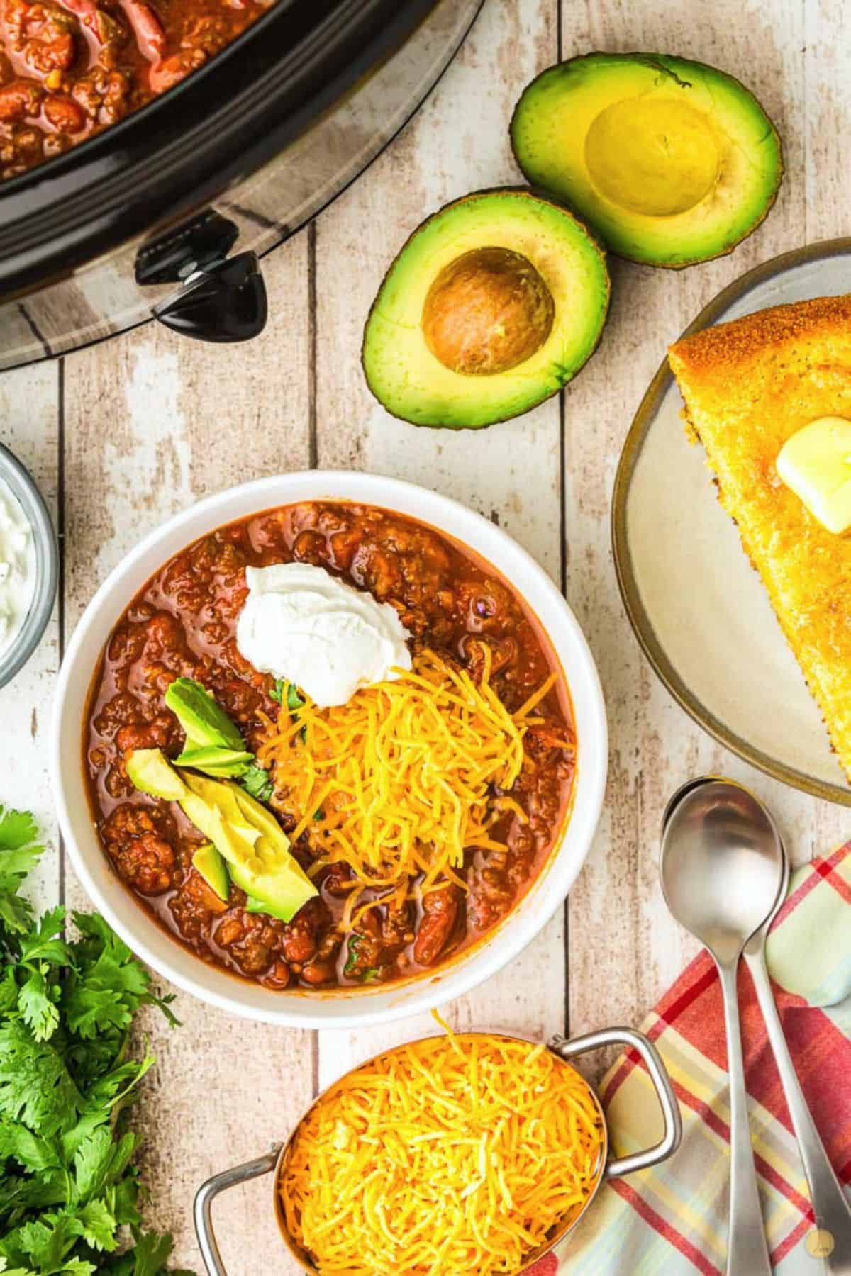 bowl of crock pot chili