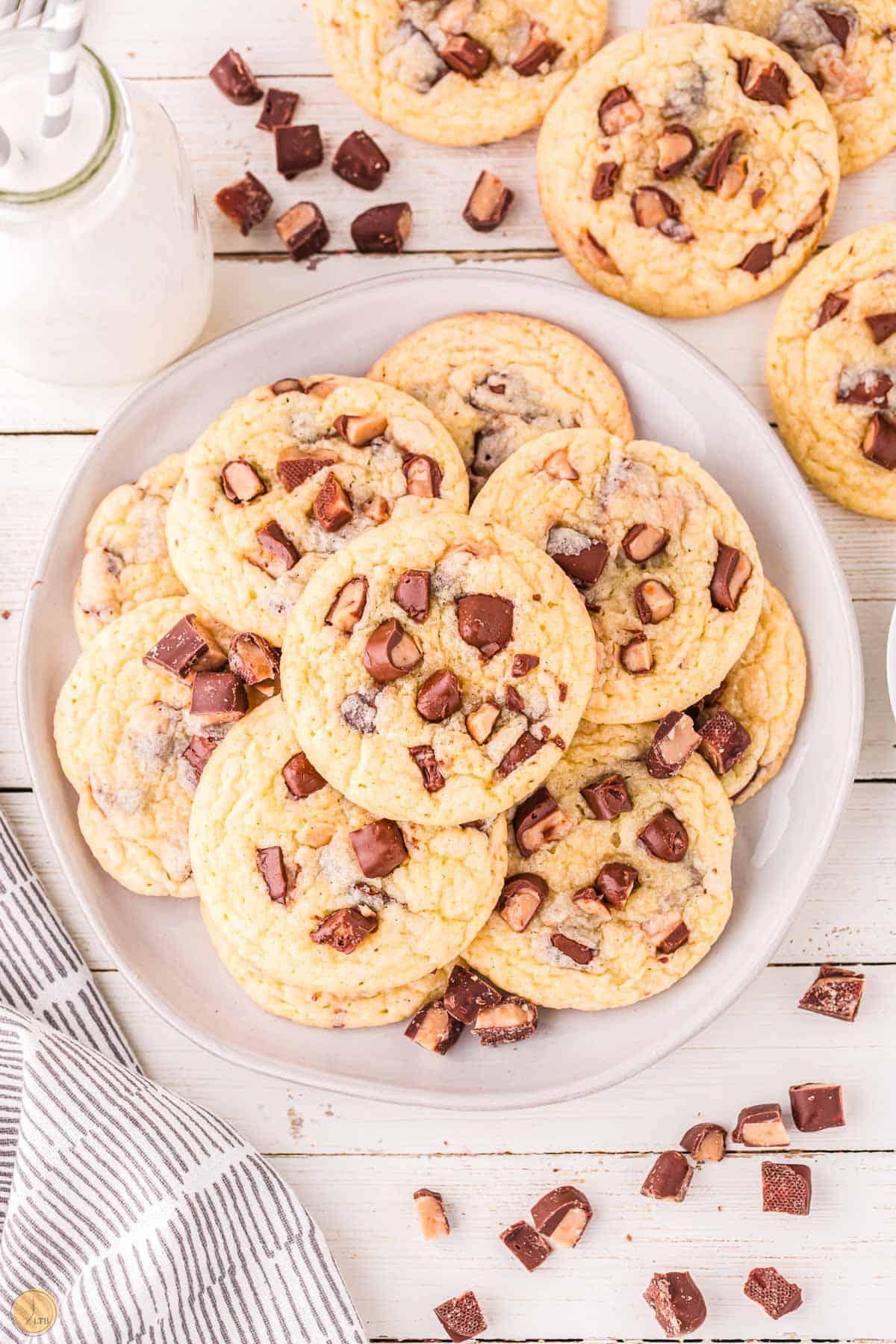 platter of toffee and chocolate chip cookies