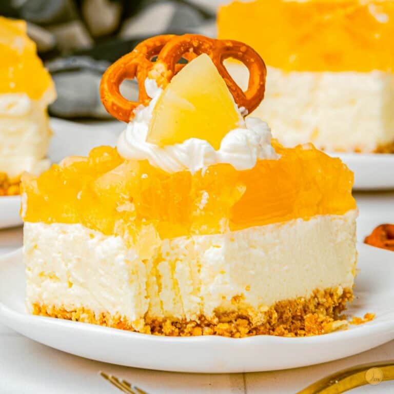 pineapple pretzel salad featured image