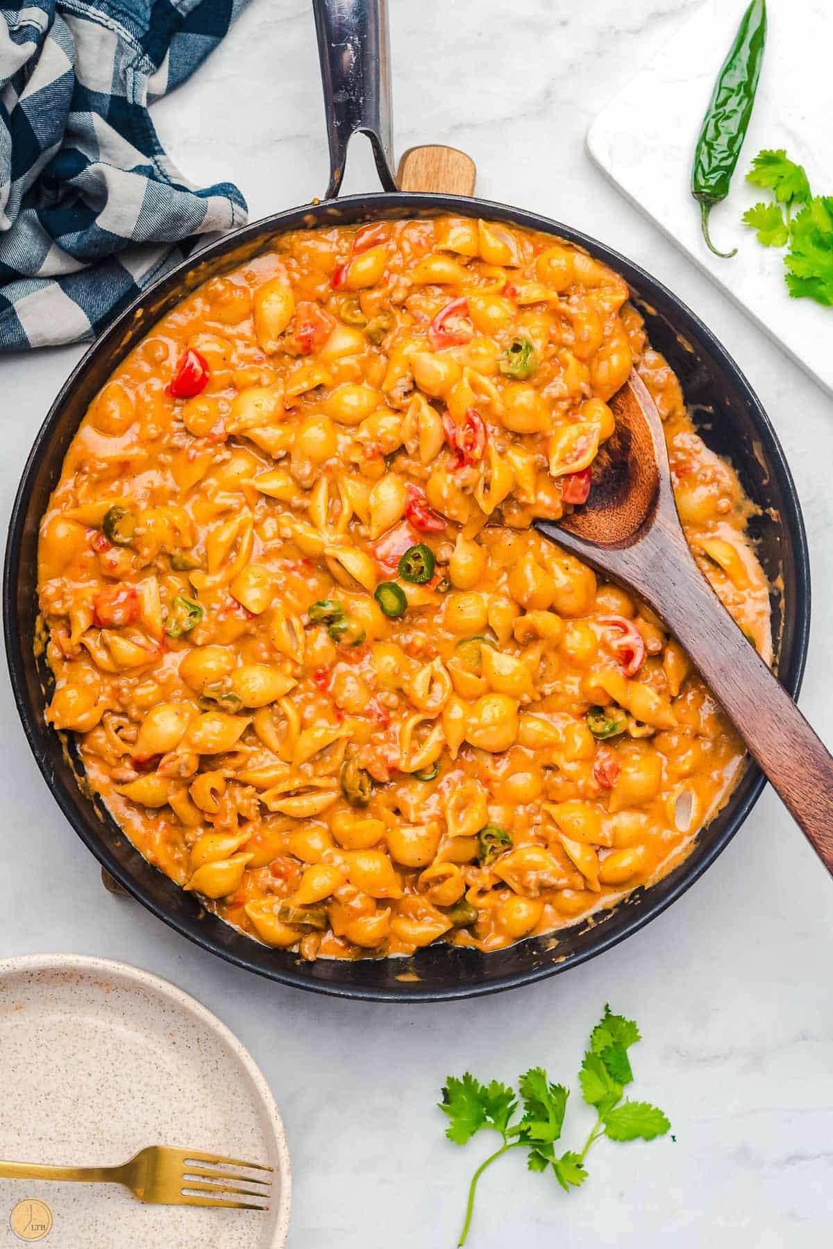skillet of taco mac and cheese